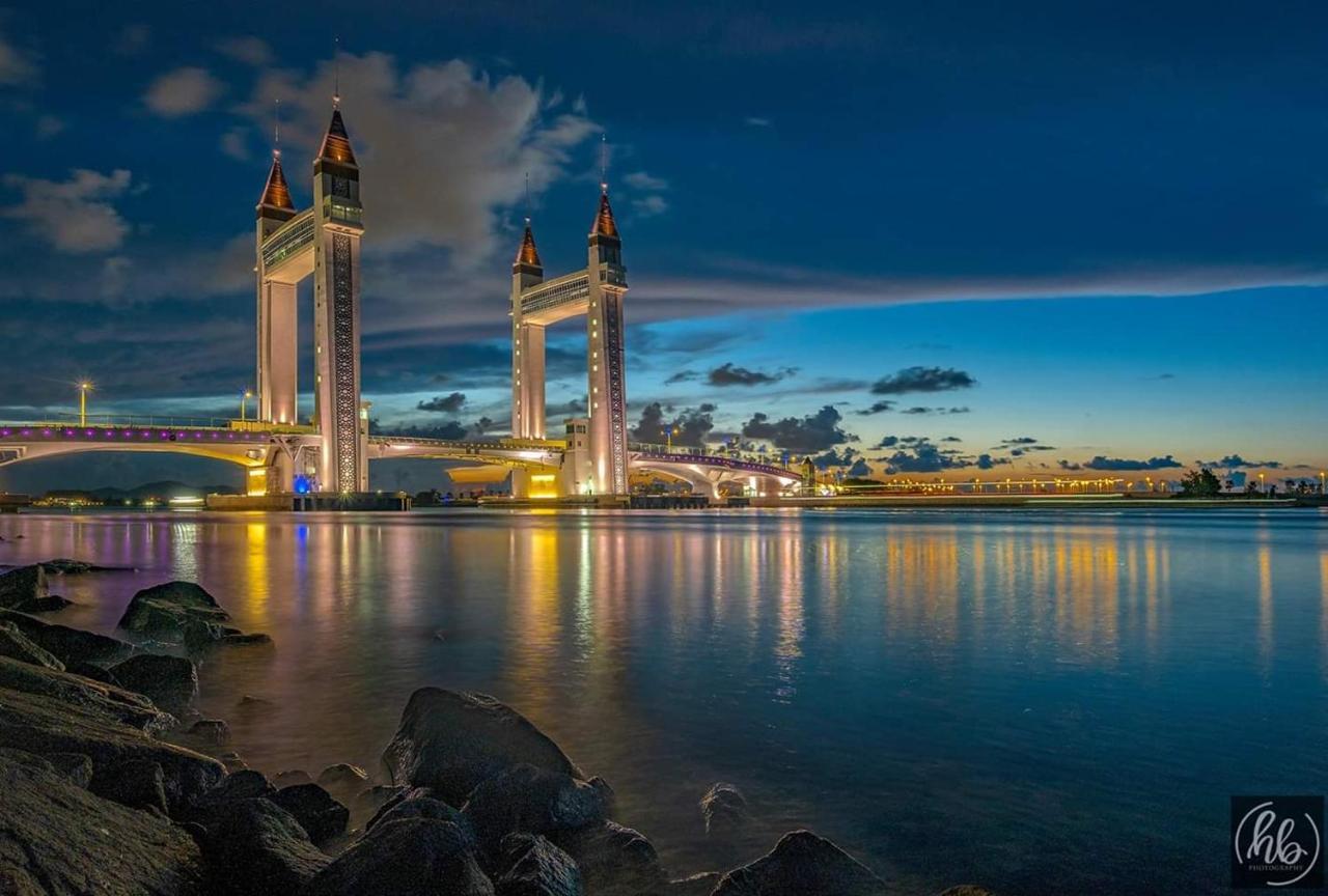 Daisyinn Budget Hotel Kuala Terengganu Кампонг Гонг Бадак Екстер'єр фото